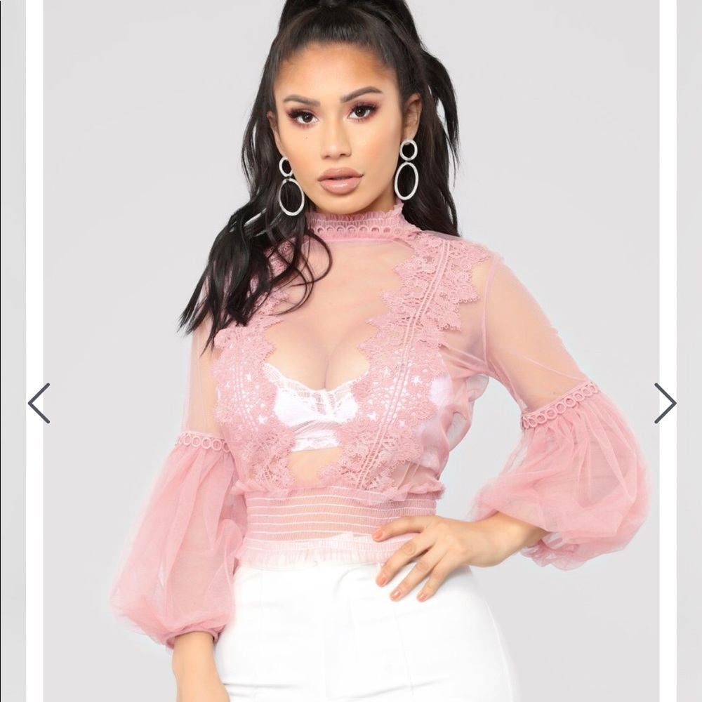 Waiting for Romeo mesh top-mauve